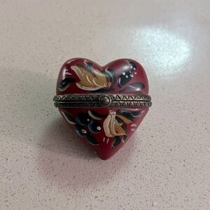 Heart Gift Box (vintage)‎